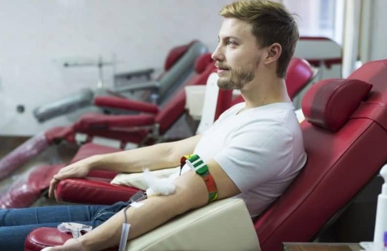 Сколько зарабатывает донор крови 3